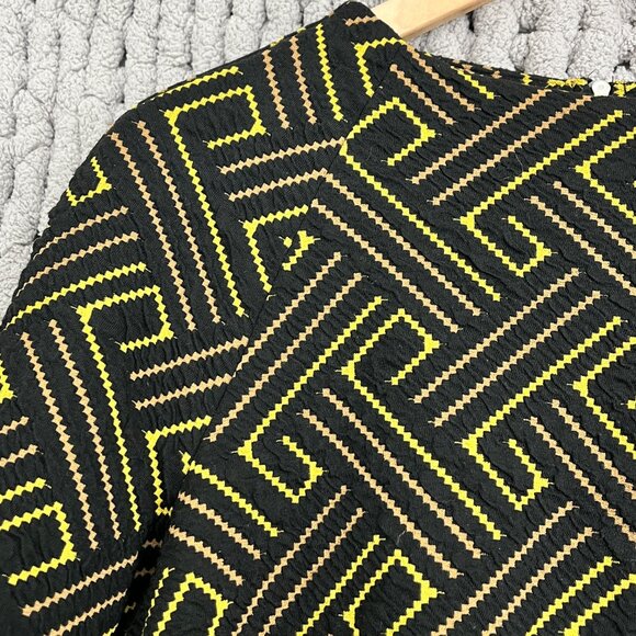 W5 Black Geometric (Yellow & Tan) Print 3/4 Length Flared-Sleeve Top Size Medium - Picture 4 of 13